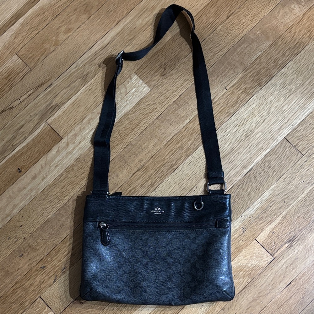 Coach Black and Gray Spencer Signature Messenger Bag